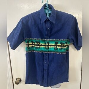 Wrangler blue button down with cattle scene